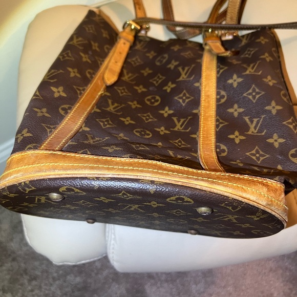 Authentic Vintage Louis Vuitton bucket bag - Picture 9 of 14